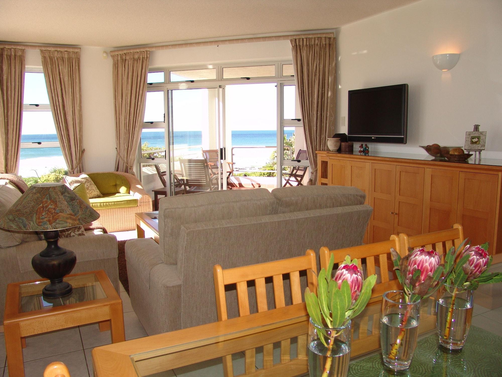 Hotel Diaz 15 House On The Bay Jeffreys Bay Exterior foto
